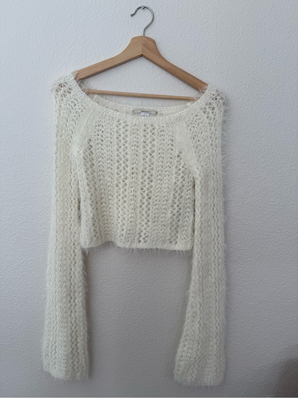 Kimchi Blue Urban Outfitters Ivory Fuzzy Open Knit Cropped Sweater S